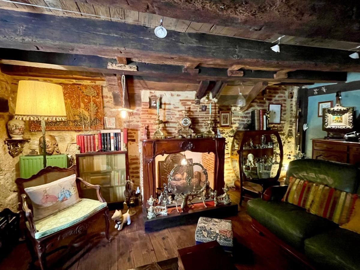 Bed and Breakfast Le Colombier de Cyrano et Roxane à Bergerac Extérieur photo