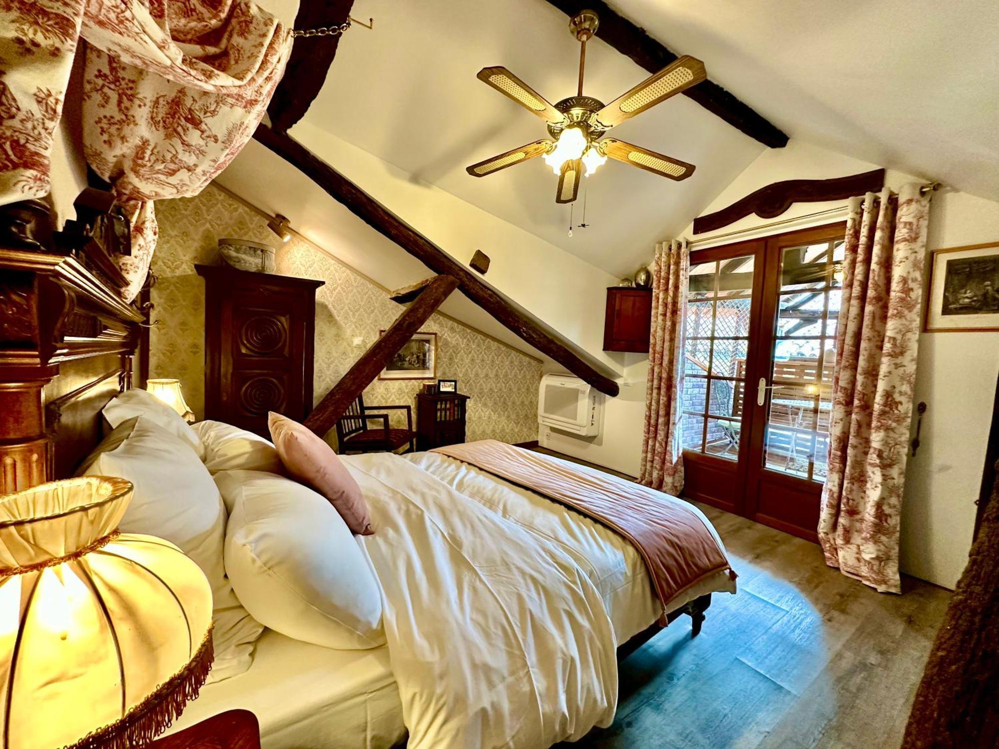 Bed and Breakfast Le Colombier de Cyrano et Roxane à Bergerac Extérieur photo